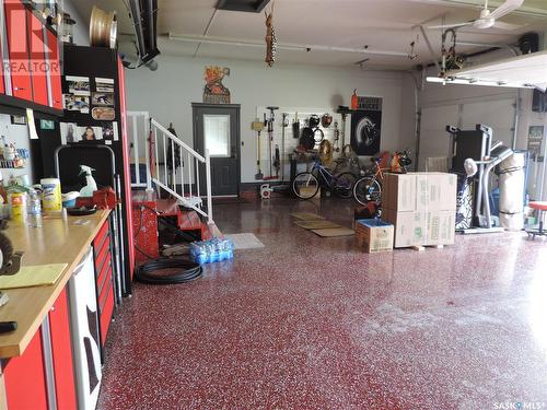 21 Leibel Bay, Balgonie, SK - Indoor Photo Showing Garage