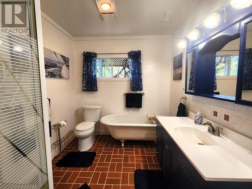 3514 Highway 638, Bruce Mines, ON - Indoor Photo Showing Bathroom