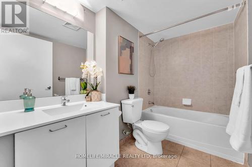 1110 - 38 Joe Shuster Way, Toronto, ON - Indoor Photo Showing Bathroom