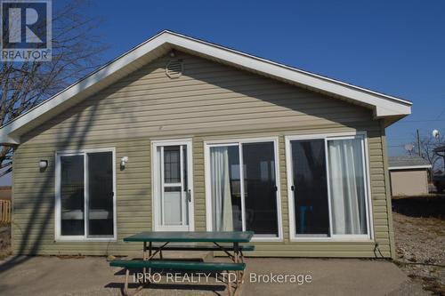 18212 Erie Shore Drive, Chatham-Kent, ON - Outdoor