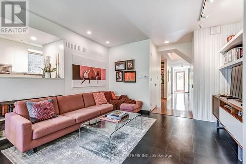 116 Glenrose Avenue, Toronto, ON - Indoor Photo Showing Living Room