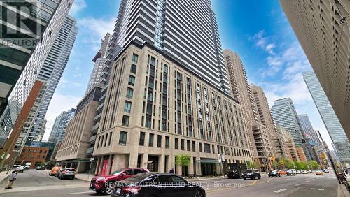 2205 - 955 Bay Street, Toronto, ON - Outdoor With Facade