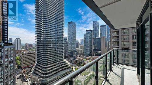 2205 - 955 Bay Street, Toronto, ON - Outdoor With Balcony With Facade