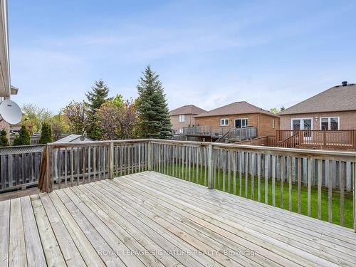 17 Wildflower Dr, Richmond Hill, ON - Outdoor With Deck Patio Veranda With Exterior