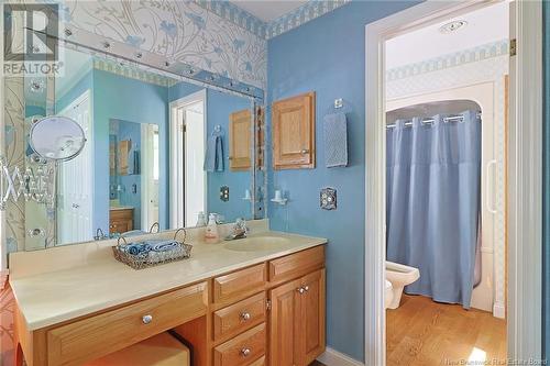80 Avondale Court, Fredericton, NB - Indoor Photo Showing Bathroom