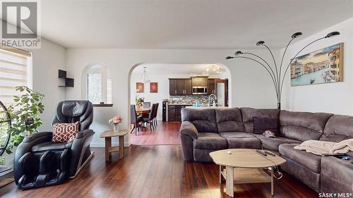 4142 Preston Crescent, Regina, SK - Indoor Photo Showing Living Room