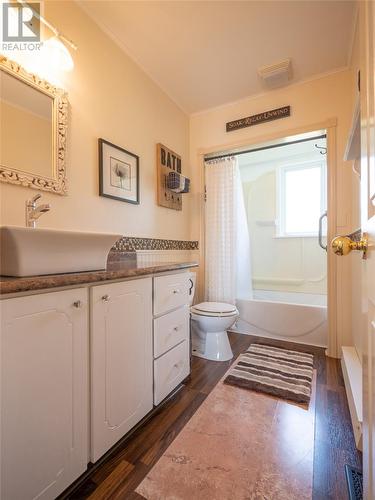 30A Yellow Hill Road, Port Kirwan, NL - Indoor Photo Showing Bathroom