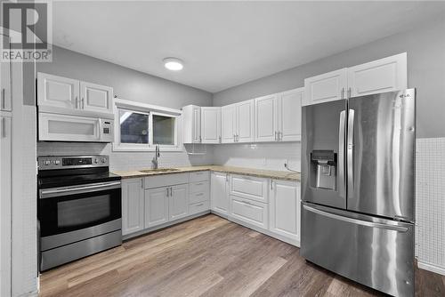 71 Regent Street, Sudbury, ON - Indoor Photo Showing Kitchen With Stainless Steel Kitchen