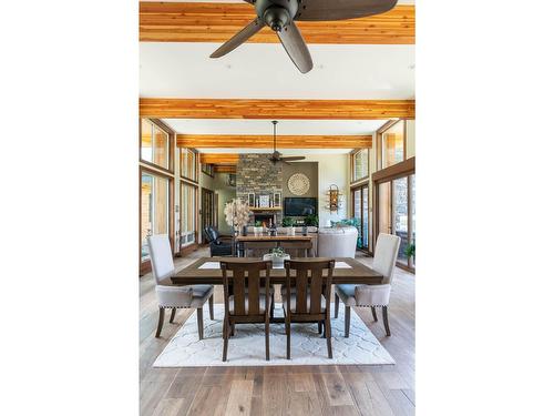 6133 Pippers Lane, Nelson, BC - Indoor Photo Showing Dining Room