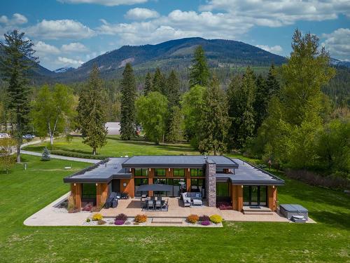 6133 Pippers Lane, Nelson, BC - Outdoor With Deck Patio Veranda With View