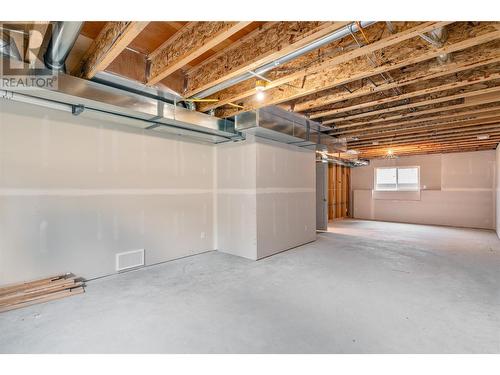 2872 Golf Course Drive, Blind Bay, BC - Indoor Photo Showing Basement