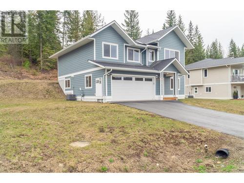 2864 Golf Course Drive, Blind Bay, BC - Outdoor With Facade