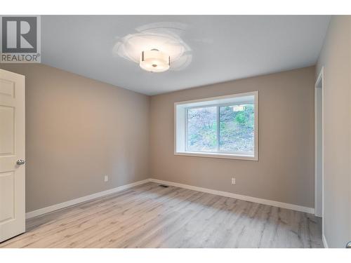 2864 Golf Course Drive, Blind Bay, BC - Indoor Photo Showing Other Room