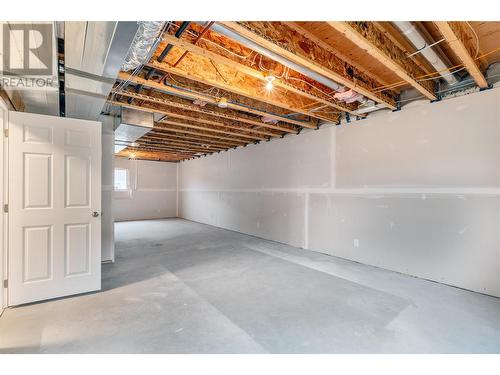 2864 Golf Course Drive, Blind Bay, BC - Indoor Photo Showing Basement