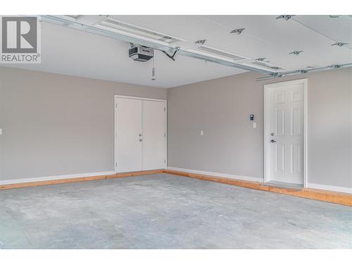 2864 Golf Course Drive, Blind Bay, BC - Indoor Photo Showing Other Room