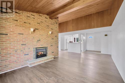 4421 Gleeson Line, Chatham-Kent, ON - Indoor Photo Showing Other Room With Fireplace