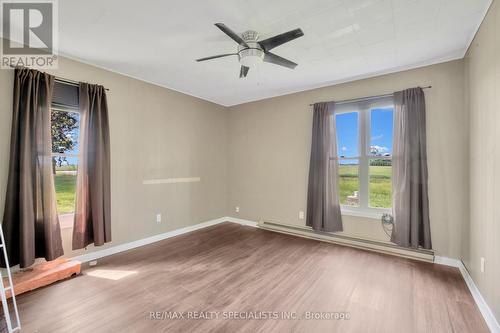 4421 Gleeson Line, Chatham-Kent, ON - Indoor Photo Showing Other Room