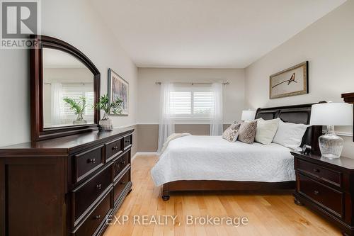 4 - 545 Laurelwood Drive, Waterloo, ON - Indoor Photo Showing Bedroom