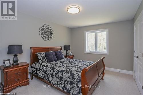 26 Royal Crescent, Southwold (Talbotville), ON - Indoor Photo Showing Bedroom