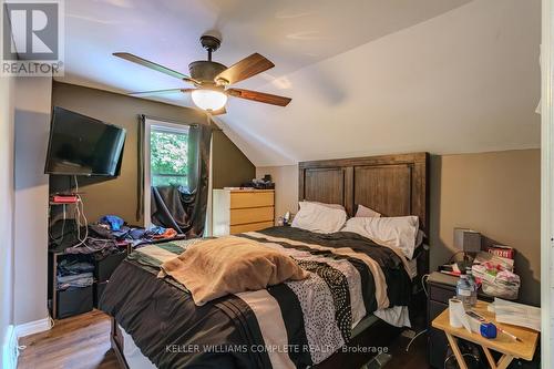 68 Norway Avenue, Hamilton, ON - Indoor Photo Showing Bedroom