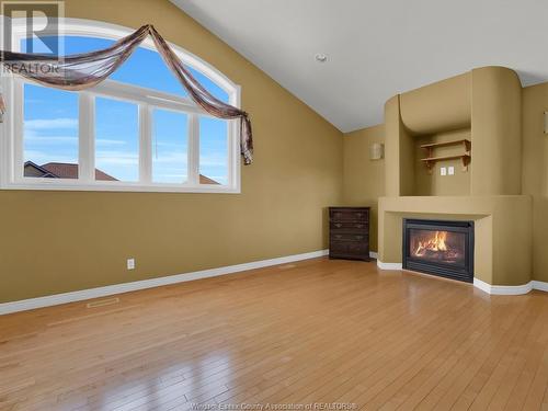 144 Meconi Court, Lakeshore, ON - Indoor With Fireplace