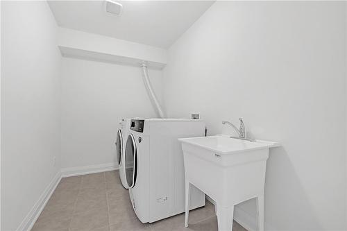 115 Hitchman Street, Paris, ON - Indoor Photo Showing Laundry Room
