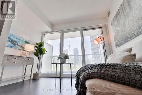 812 - 17 Bathurst Street, Toronto, ON - Indoor Photo Showing Bedroom
