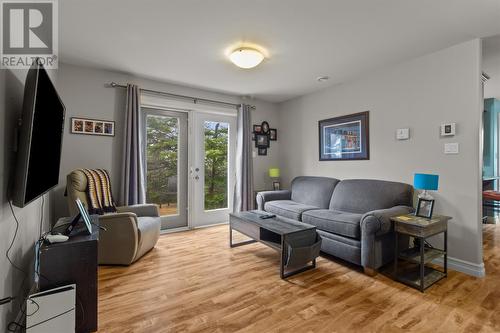 168 Airport Heights Drive, St. John'S, NL - Indoor Photo Showing Living Room