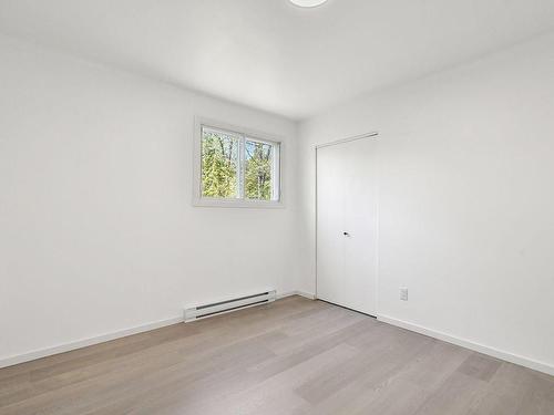 Master bedroom - 4-75 51E Avenue, Bois-Des-Filion, QC - Indoor Photo Showing Other Room