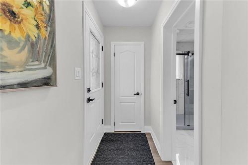 34 East 44Th Street, Hamilton, ON - Indoor Photo Showing Other Room