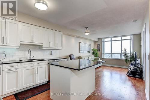 2715 - 710 Humberwood Boulevard, Toronto, ON - Indoor Photo Showing Kitchen With Upgraded Kitchen