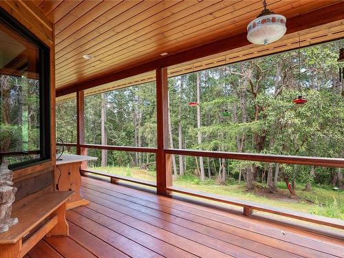 3110 Roper Rd, Nanaimo, BC - Outdoor With Deck Patio Veranda With Exterior