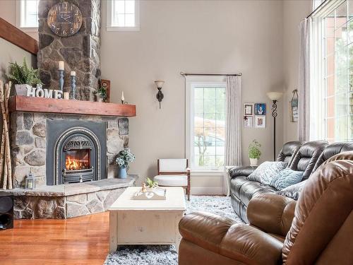 2352 Bonnington Dr, Nanoose Bay, BC - Indoor Photo Showing Living Room With Fireplace