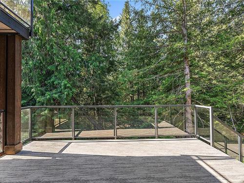 663 Medalist Ave, Colwood, BC - Outdoor