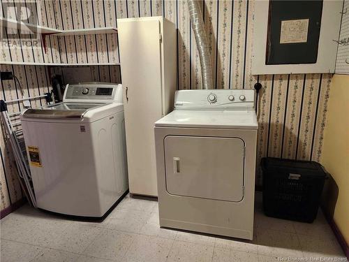 100 Brent Lane, Dalhousie, NB - Indoor Photo Showing Laundry Room