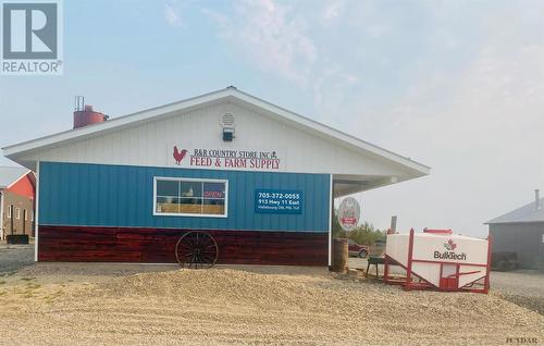 913 11 Hwy E|Farm Business In Hallebourg (Northern Ontario), Hearst, ON 