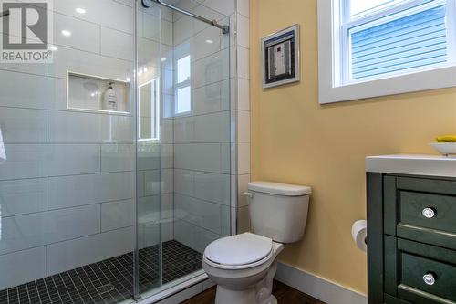 6 Little Bell Place, Conception Bay South, NL - Indoor Photo Showing Bathroom