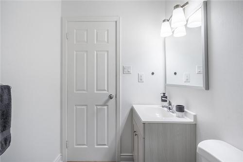 596 Grey Street|Unit #8, Brantford, ON - Indoor Photo Showing Bathroom