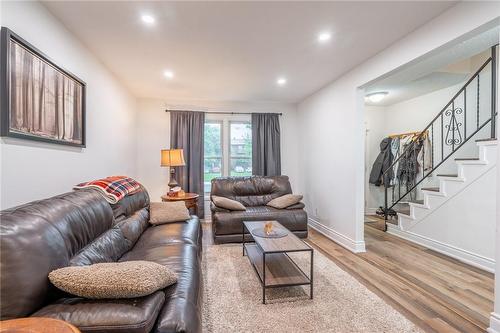 596 Grey Street|Unit #8, Brantford, ON - Indoor Photo Showing Living Room