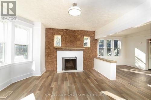 8 Dunbar Street, Belleville, ON - Indoor Photo Showing Living Room With Fireplace