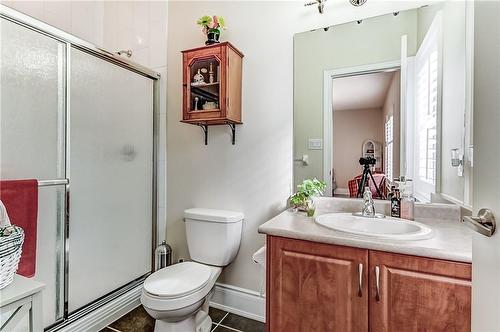 2129 Blackforest Crescent, Oakville, ON - Indoor Photo Showing Bathroom