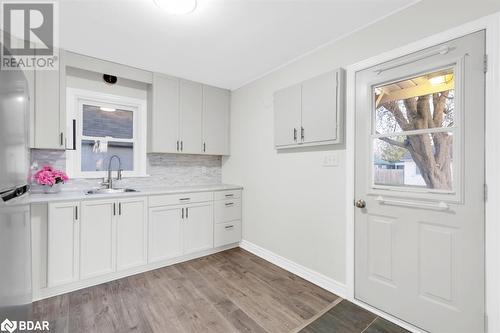 119 Centre St, Belleville, ON - Indoor Photo Showing Kitchen