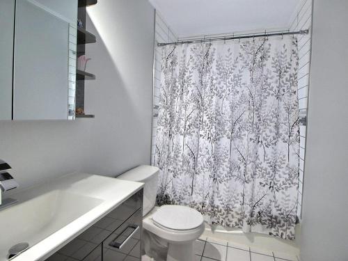 Bathroom - 531 4E Rue O., Amos, QC - Indoor Photo Showing Bathroom