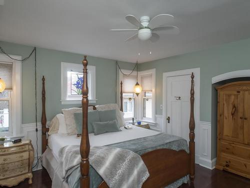 338 Catherine Street, Thunder Bay, ON - Indoor Photo Showing Bedroom