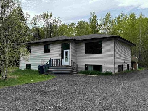 1741 Victor Street, Thunder Bay, ON - Outdoor