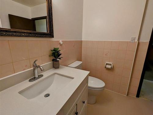 246 Wolseley Street, Thunder Bay, ON - Indoor Photo Showing Bathroom