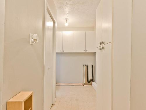 Laundry room - 28  - 32 Rue Main O., Coaticook, QC - Indoor Photo Showing Other Room