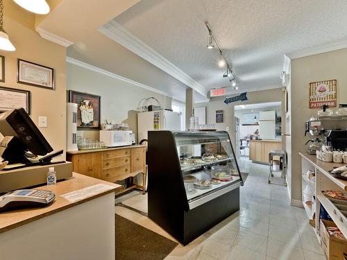 Kitchen - 28  - 32 Rue Main O., Coaticook, QC - Indoor Photo Showing Other Room