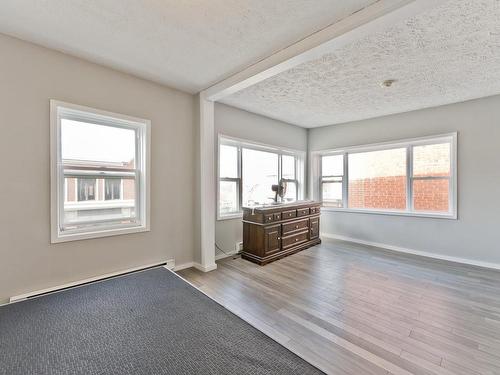 Bedroom - 28Z  - 32Z Rue Main O., Coaticook, QC - Indoor