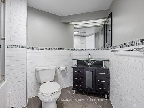 1810-5 Concorde Pl, Toronto, ON - Indoor Photo Showing Bathroom
